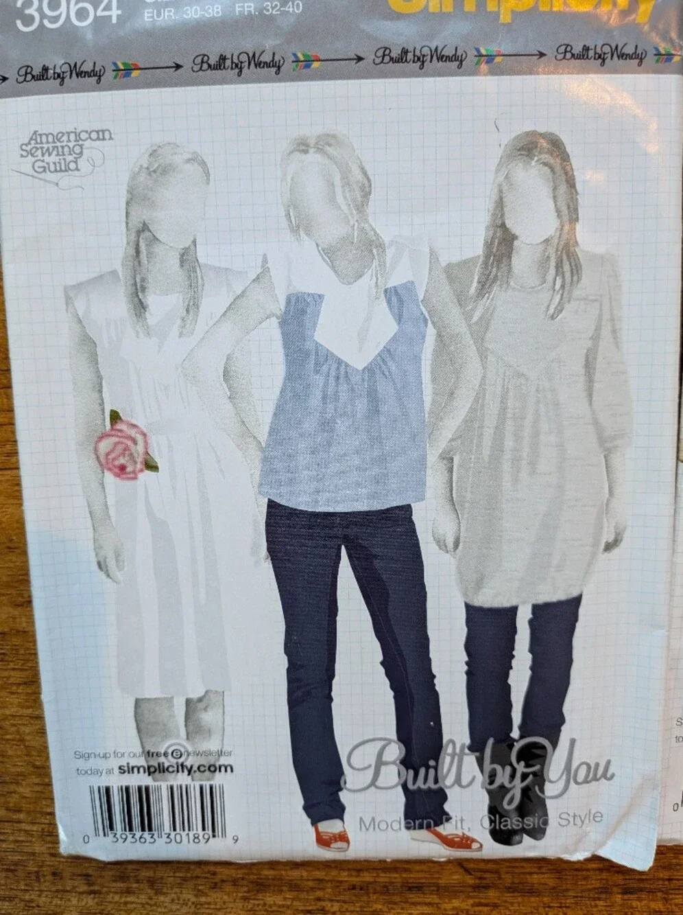 Assorted Women's Y2K Sewing Patterns